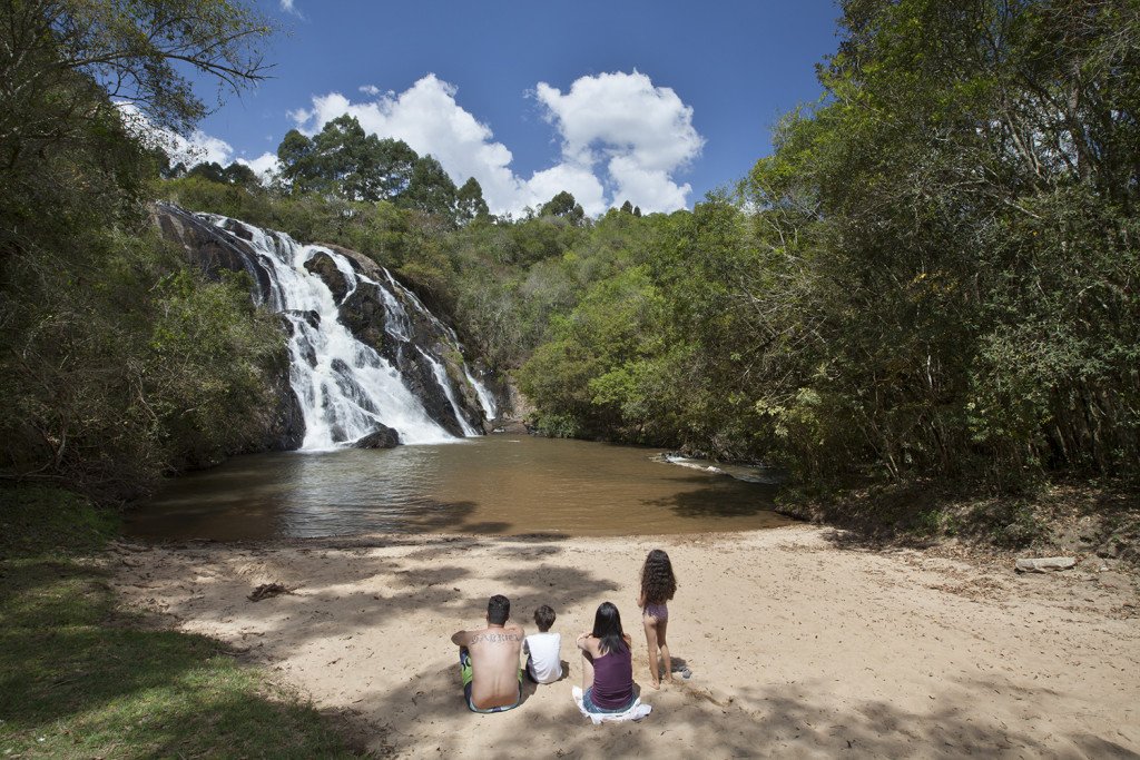Santa Rita: a cachoeira para levar as crianças Santa Rita: a cachoeira para levar as crianças