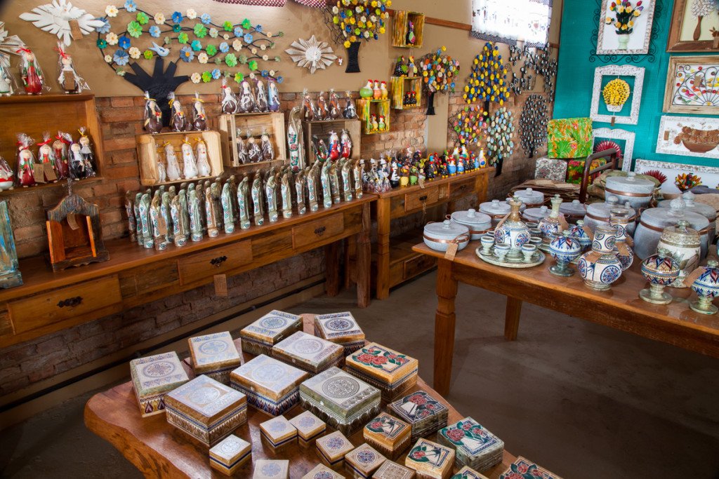 Galpão Mineiro, com comida e artesanato Galpão Mineiro, com comida e artesanato