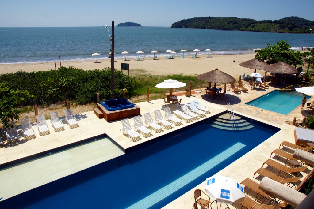 Uma das três piscinas da pousada Pedra da Ilha Uma das três piscinas da pousada Pedra da Ilha