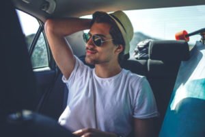Acumule pontos Multiplus ao usar a Cabify rider man e1512961596255 300x200 - Acumule pontos Multiplus ao usar a Cabify