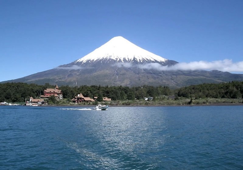 Cruce Andino: como é a viagem de Bariloche a Puerto Varas Cruce Andino Volcán Osorno Puerto Varas divulgacao - Cruce Andino: como é a viagem de Bariloche a Puerto Varas